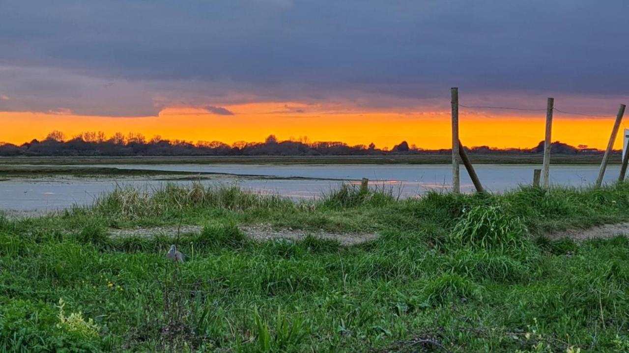 Harbour Escape - Church Farm Pagham Ngoại thất bức ảnh